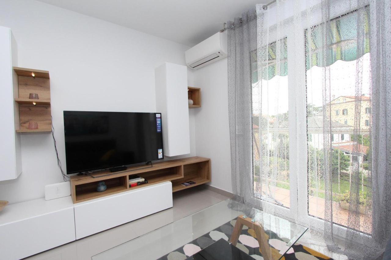 Apartment Sorriso 2 Rovinj Luaran gambar