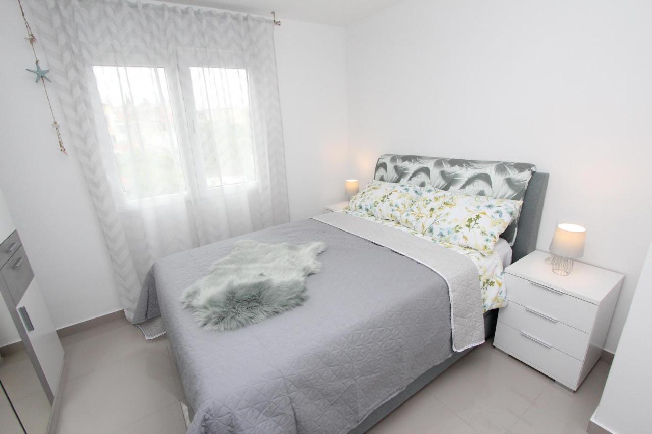 Apartment Sorriso 2 Rovinj Luaran gambar